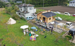 湖畔のログハウス 完成祝いパーティ