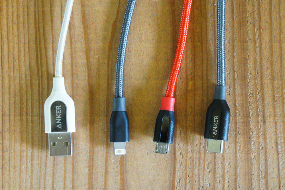 房総オルタナティブ的 停電・災害時に最低限の電源を確保するツールとノウハウ USBケーブル