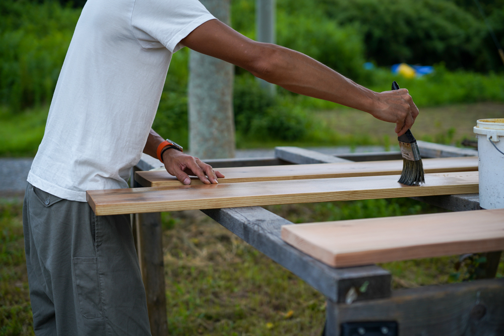 東京自宅 ロフト リノベーションDAY8　エイジングした破風板（杉板）と2x4材で古材風キャビネットを作る