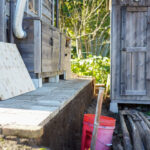 小屋の土留め補修と玉ねぎの植え付け第二弾