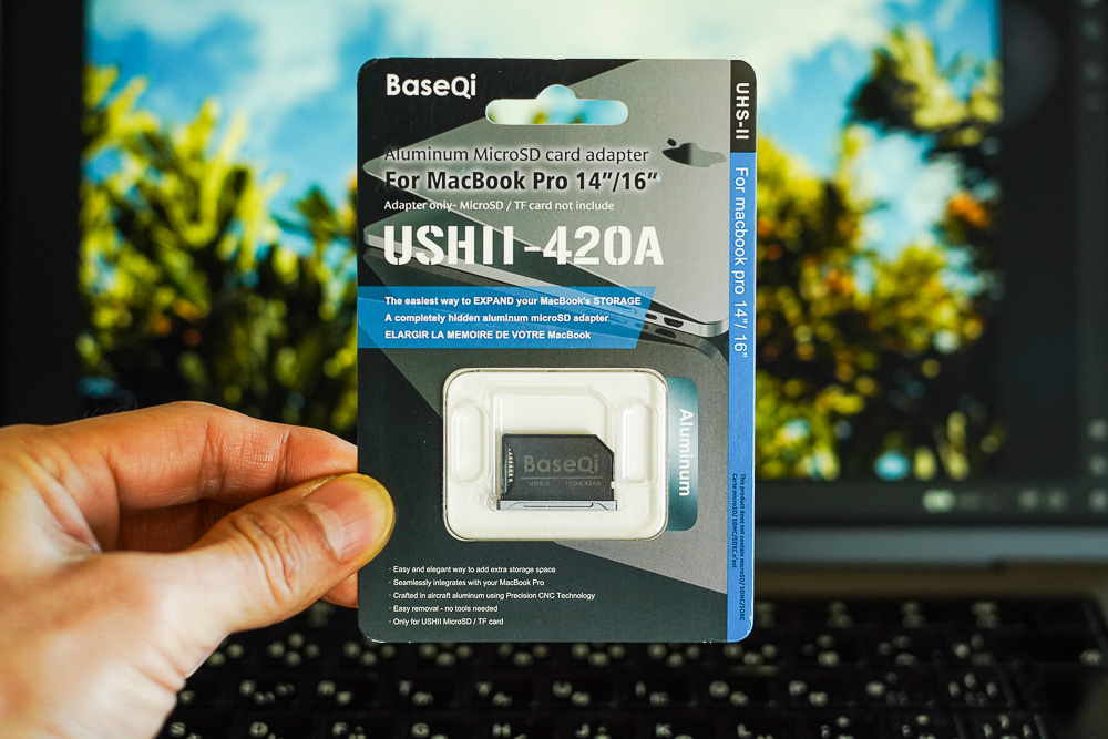 MacBook ProのSSDストレージ容量が足りないときの増設方法　SDカードスロットに1.5TBのmicroSDを入れてLightroomの写真の読み込み先にする　SanDisk microSDXC Ultra 1.5TB＋BaseQi USH Ⅱ-420A microSDカードアダプタ