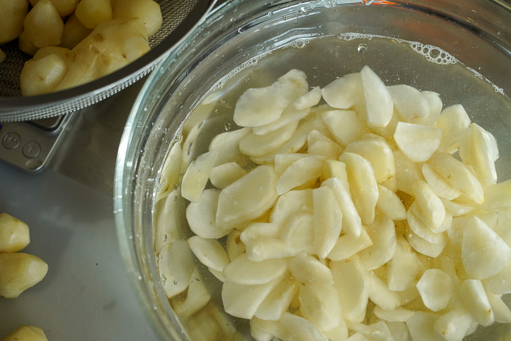 血糖値の急上昇を和らげる天然のインスリン　菊芋を育ててキクイモポタージュを作る