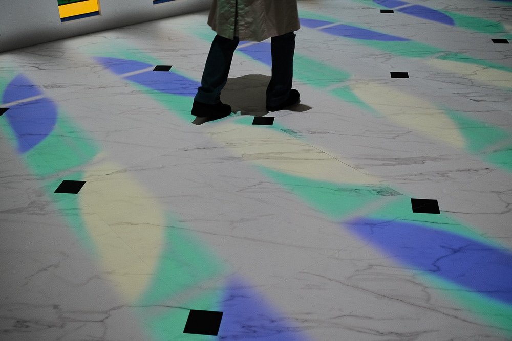 アンリ・マティス展2024 自由なフォルム @国立新美術館　画家、デザイナーの枠を超え3次元空間に自身の世界を創り上げたマティス　ニース郊外にあるロザリオ礼拝堂が再現れています