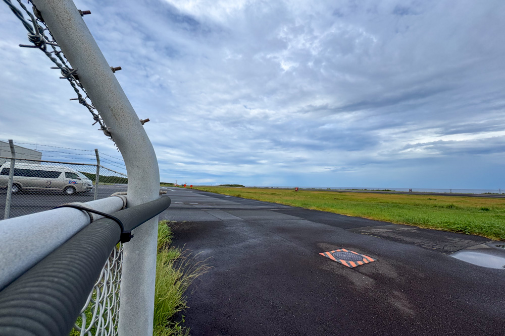 三宅島トリップ DAY3＋1　火山の大地で逞しく生きる、台風接近で飛行機が欠航、翌朝の船で東京に戻る