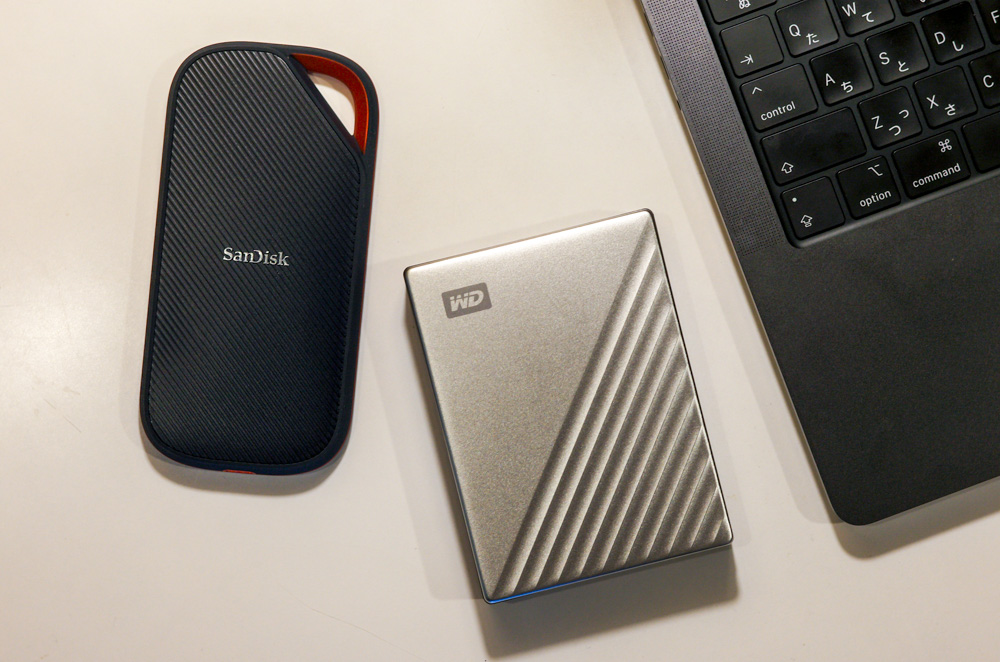 SSD高騰時代のバックアップメディア選び 久しぶりに外付けHDDに戻る Western Digital WD Mac用ポータブルHDD 6TB for Mac