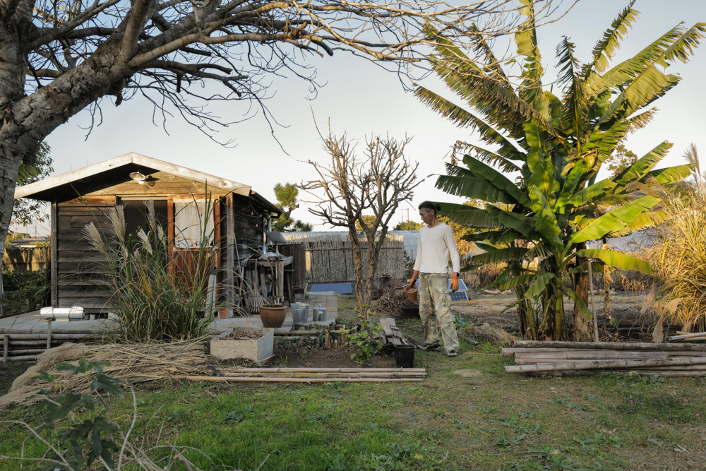 1年の終わりの日　田んぼにお飾りを戻す日