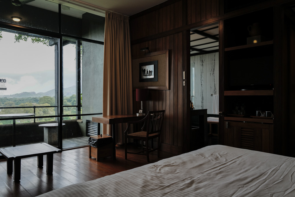 スリランカの密林に佇むジェフリー・バワ設計のホテル ヘリタンス・カンダラマ　Geoffrey Bawa's Heritance Kandalama nestled in the jungles of Sri Lanka