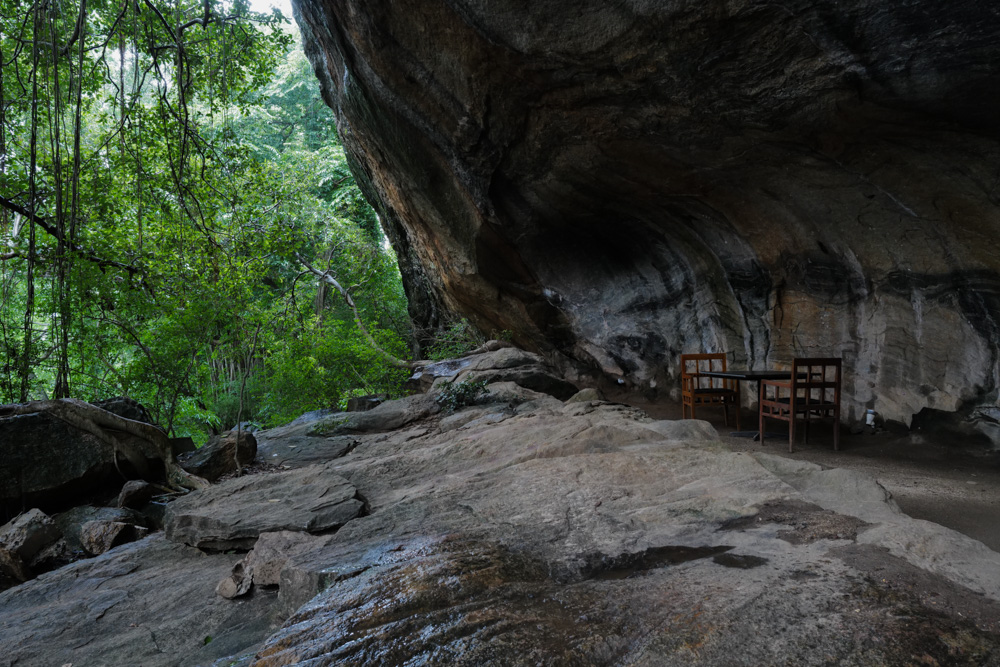 スリランカの密林に佇むジェフリー・バワ設計のホテル ヘリタンス・カンダラマ　Geoffrey Bawa's Heritance Kandalama nestled in the jungles of Sri Lanka