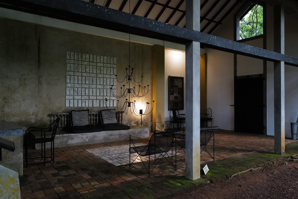 スリランカの建築家ジェフリー・バワの別荘 ルヌガンガへ Lunuganga Estate by Geoffrey Bawa