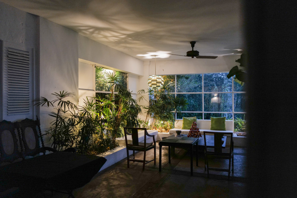 スリランカの建築家ジェフリー・バワの別荘 ルヌガンガへ Lunuganga Estate by Geoffrey Bawa