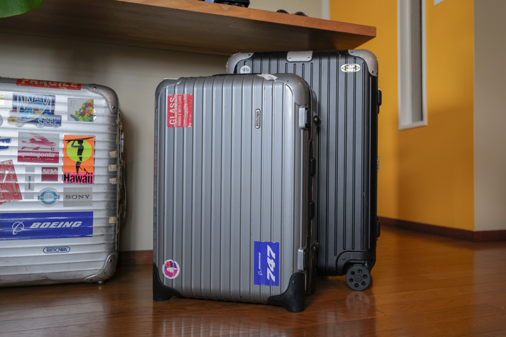 リモワ 4輪マルチホイールをストッパー付きホイールに換装　BRIGHTECH RIMOWA互換 ストッパー付きサイレントサスペンションキャスター RMO-60SをHybrid チェックイン Mに取り付ける